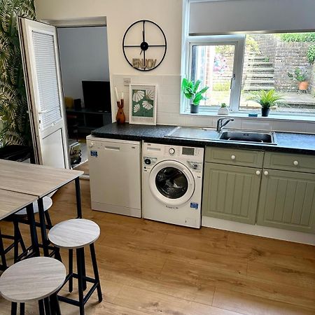 Deluxe Beach House Brighton Bagian luar foto