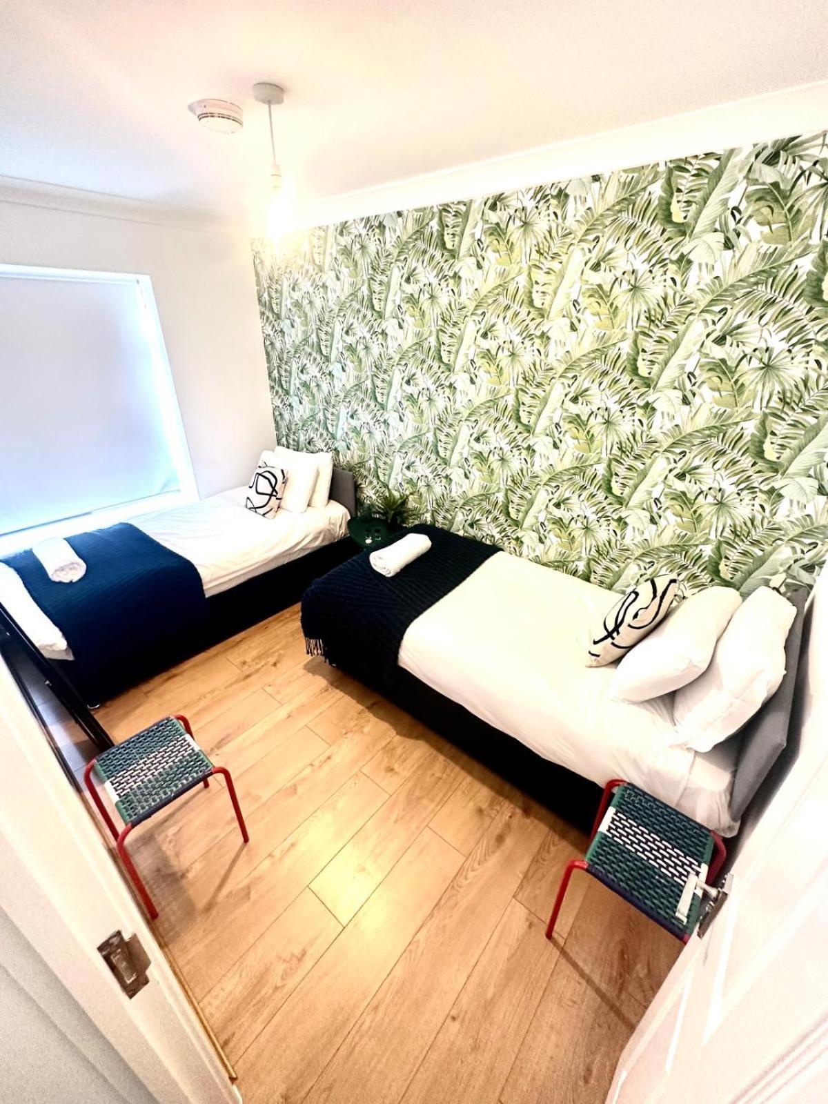 Deluxe Beach House Brighton Bagian luar foto